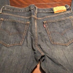 Levi’s 527